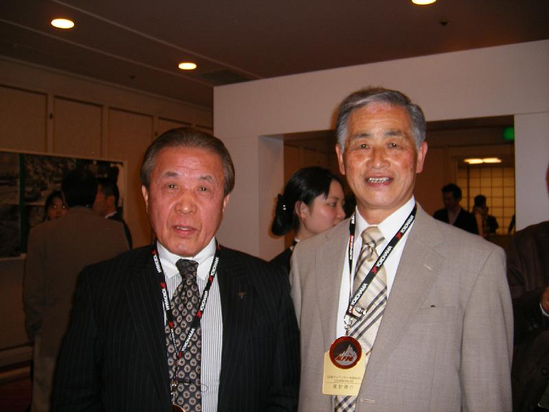 DSCF1424.JPG -  
勝田照夫
 
 
 
　東海のボスです。 
　ＪＭＲＣの組織を作った時の同志で、ＪＭＣチャンピオンラリーで一緒に優勝した仲です。 
　息子はトップラリーストになっています。
 
 